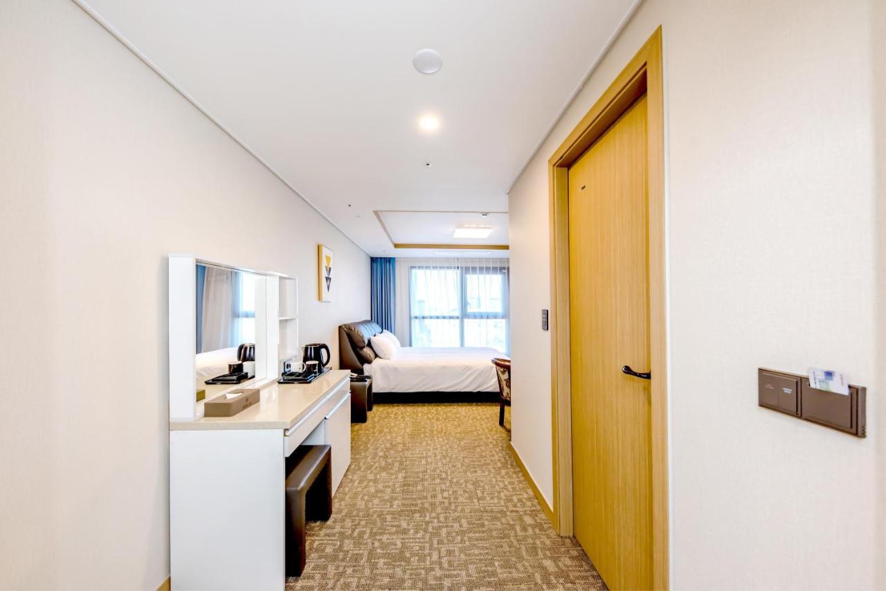 Hotel DK Seogwipo-stad Buitenkant foto